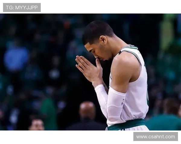 杰森塔图姆率领凯尔特人重燃冠军梦想展现新时代领袖风采