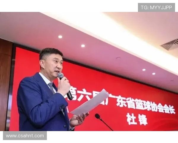 杜锋率领广东男篮重塑辉煌再启王朝征程引领新生代冲击总冠军 杜锋率领广东男篮重塑辉煌再启王朝征程引领新生代冲击总冠军