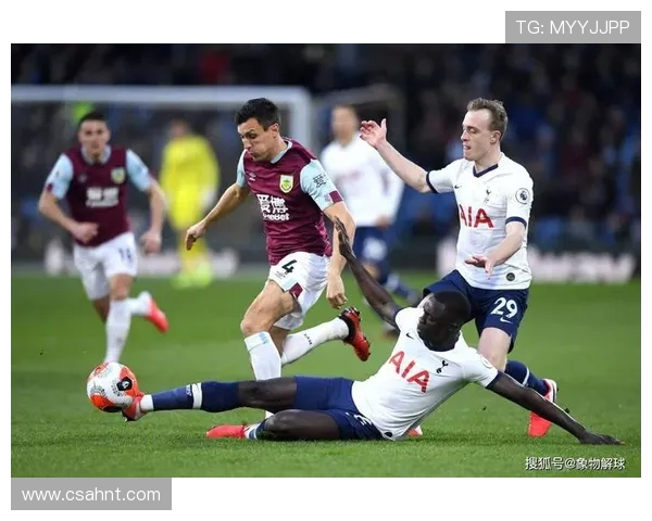 亚特联大迎战休斯敦球队全力争胜展现实力与团队合作